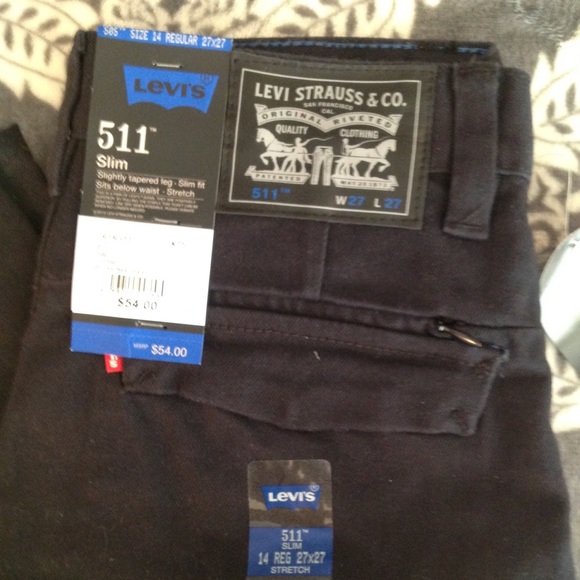 Levi's‼️ - Picture 3 of 7